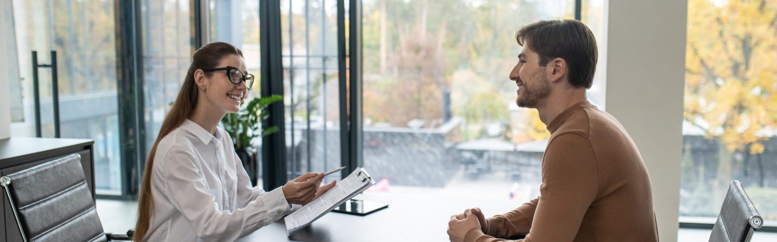 How to Hire the Right Candidate Faster: A Smarter Hiring Guide for Modern Recruiters